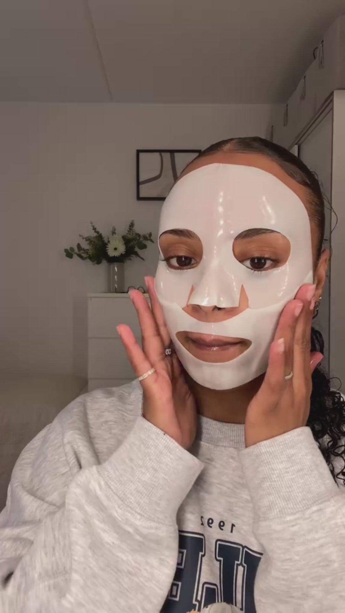 Collagen Glow Up Mask 2.0 video